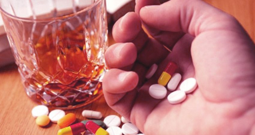 خطرات استفاده همزمان آلپرازولام و الکل