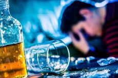 عوارض مصرف همزمان الکل و هروئین