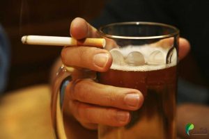 عوارض مصرف الکل و سیگار - کلینیک پیام 
